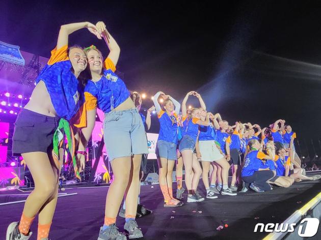 새만금 세계스카우트 잼버리에서 대원들이 케이팝 댄스를 선보이고 있다. (자료사진) /뉴스1