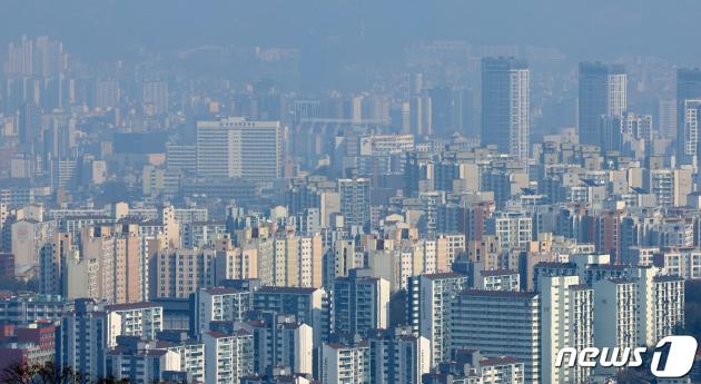남산에서 바라본 아파트 모습. 2024.3.14/뉴스1 ⓒ News1 김명섭 기자